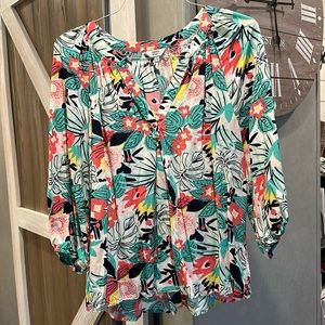 Crown and Ivy XL women’s blouse